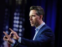 Josh Hawley Issues Bipartisan Plan to Ban Congress, Executive Officials from Trading Stocks